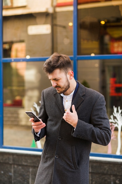 Foto gratuita estilo de vida de un hombre de negocios