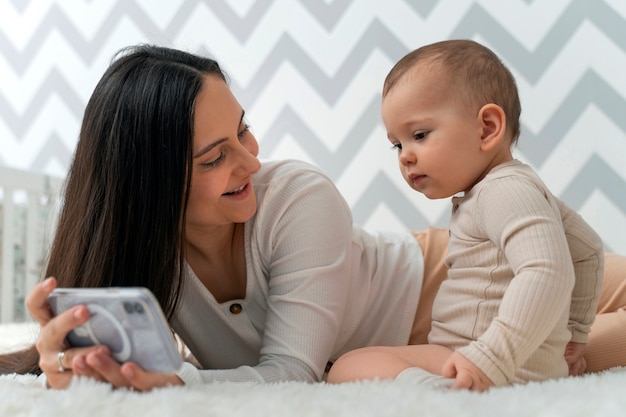 Estilo de vida de la mujer que pasa por la maternidad