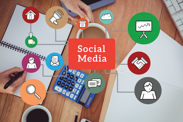 Foto gratuito estructura de los medios sociales con iconos de colores
