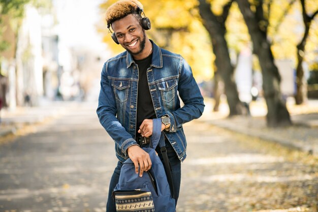 Estudiante afroamericano