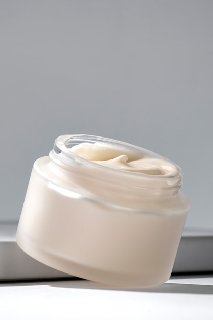 Expositor crema cosmética levitante