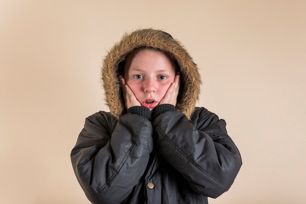 Foto gratuita expresiones de niños