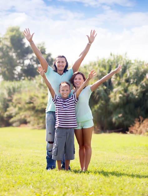 familia con un adolescente