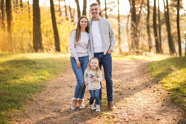 Familia en el bosque