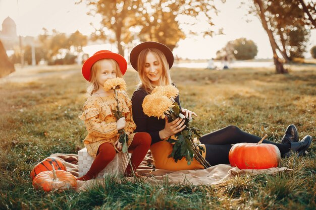 Familia con calabazas