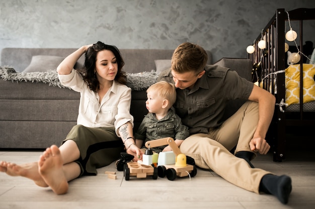 Familia en casa