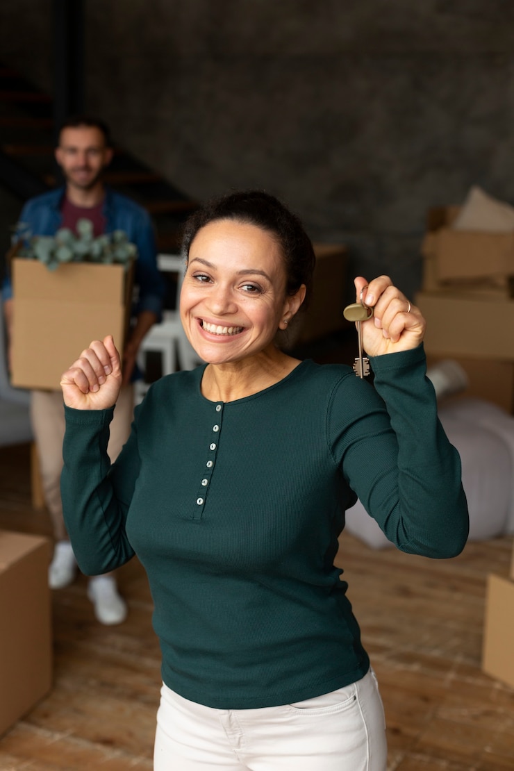 Foto gratuito familia mudarse a una casa nueva