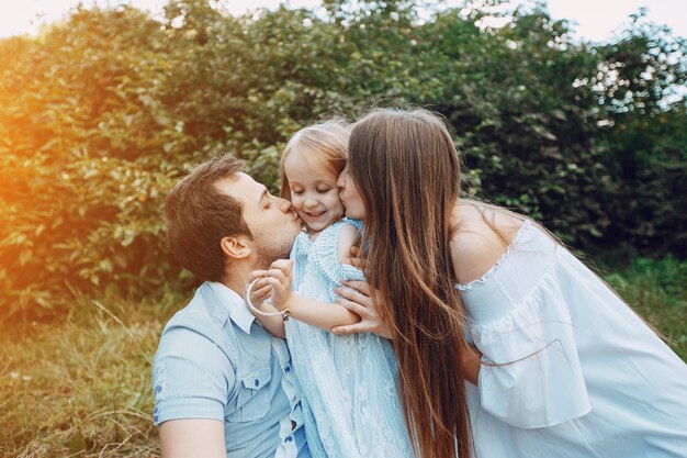 familia en un parque