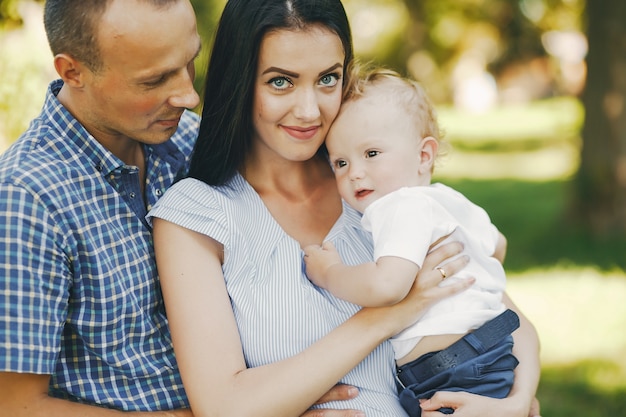 familia en un parque