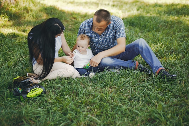 familia en un parque