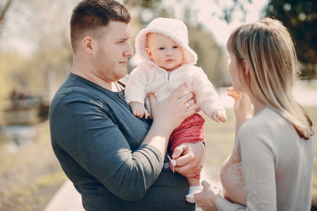 Familia en un paseo