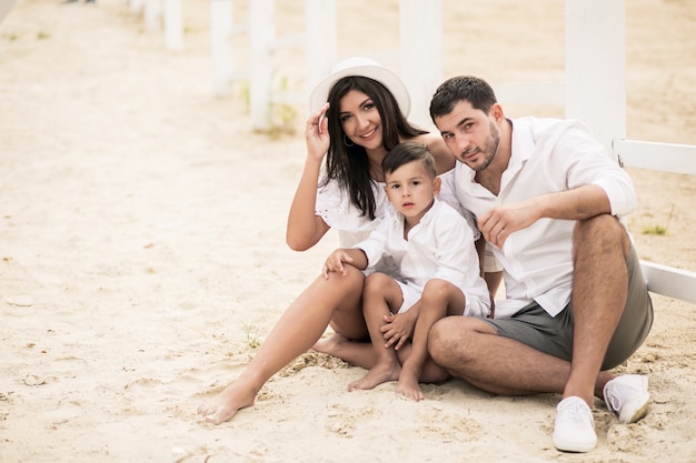 Familia en la playa