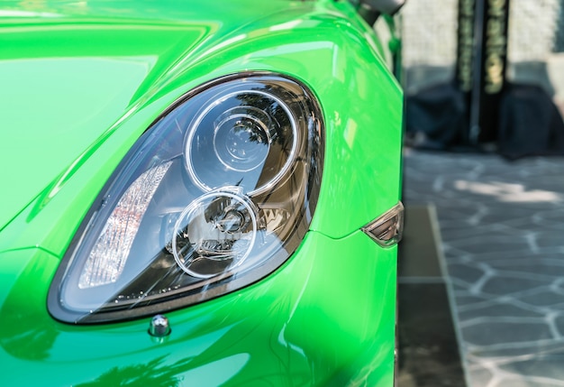 Foto gratuita faros de luz de coche