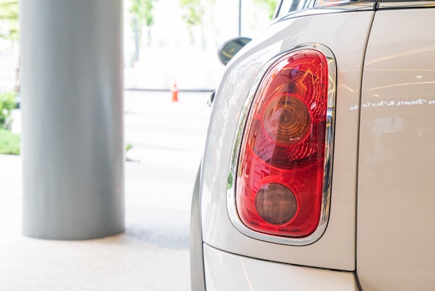 Foto gratuita faros de luz de coche