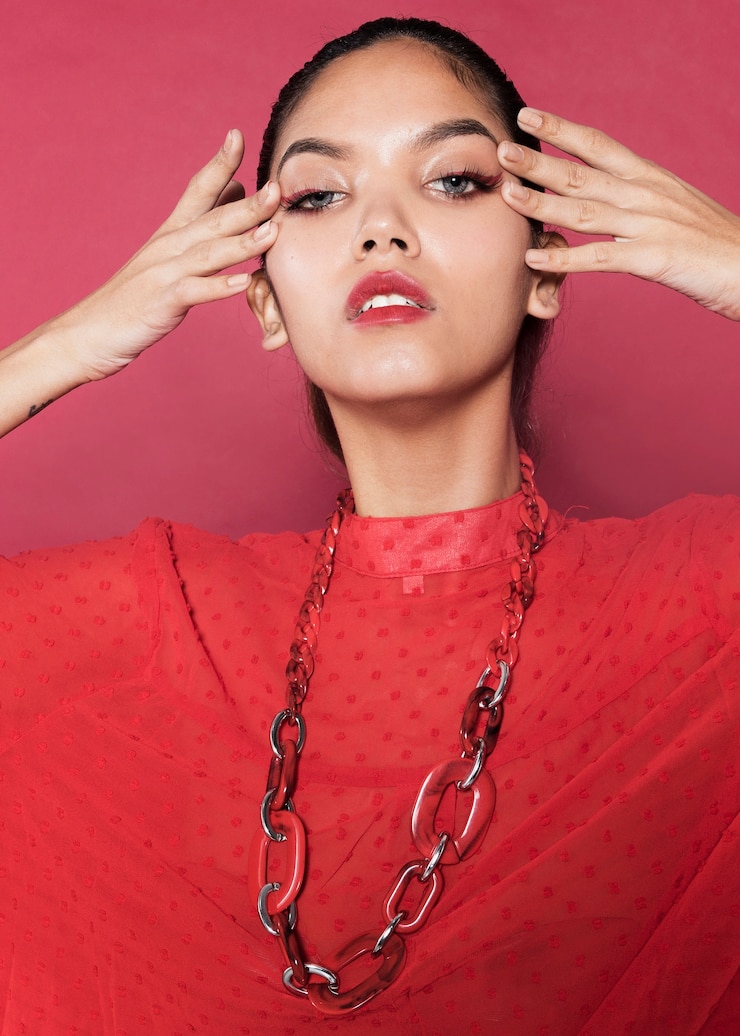 Photo Gratis fashionable young woman portrait