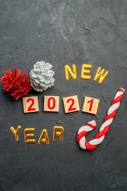Feliz año nuevo 2021 texto con decoración