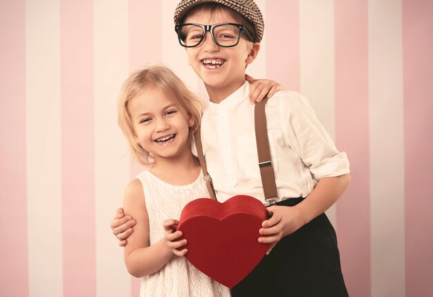 Feliz pareja en el día de San Valentín