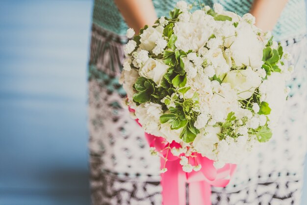 femenina amor del regalo de la mujer hermosa