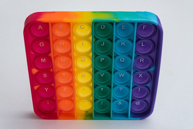 Fidget pop it toy rainbow color - antiestrés, divertido y educativo