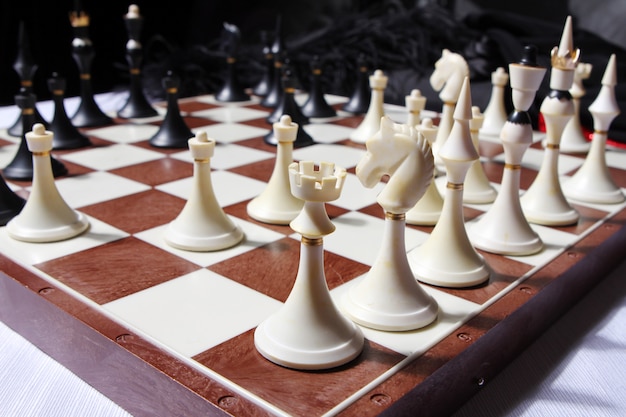 Foto gratuita figuras de ajedrez