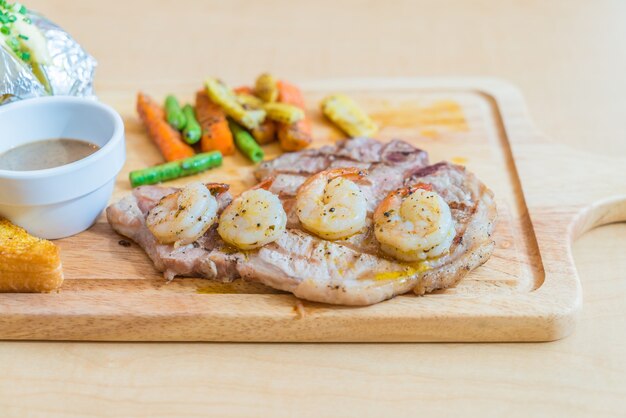 Filete de cerdo con camarones