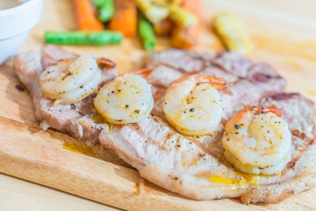 Filete de cerdo con camarones