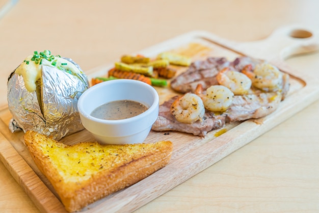 Filete de cerdo con camarones