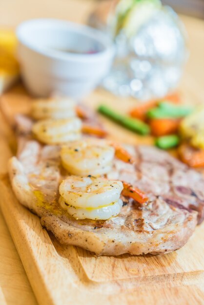 Filete de cerdo con camarones