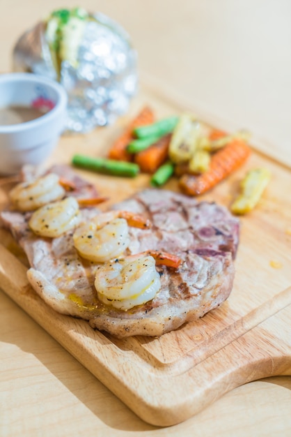 Filete de cerdo con camarones