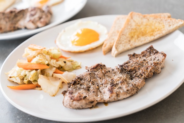 Filete de cerdo a la parrilla