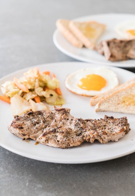 Filete de cerdo a la parrilla