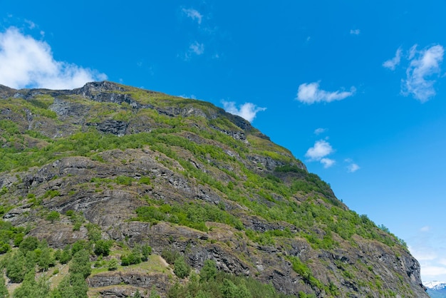 Foto gratuita flam noruega 6 de junio de 2023 montaña