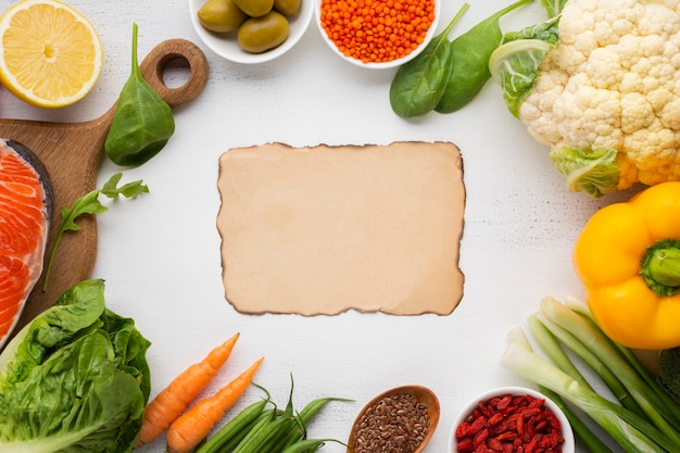 Flay de verduras con espacio de copia