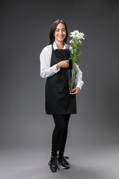 Floristería retrato mujer con flores