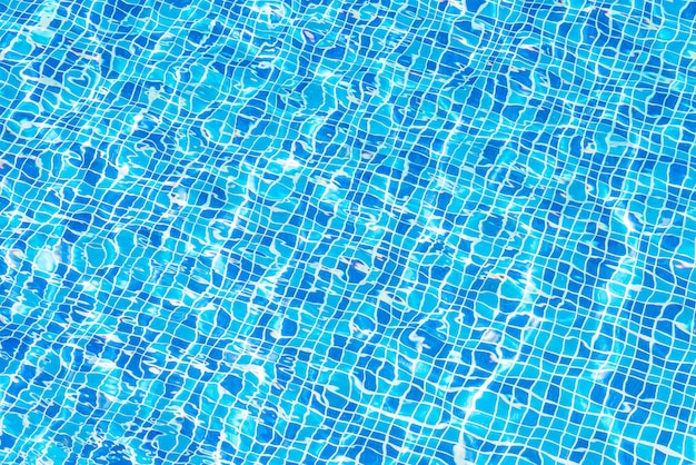 Fondo de agua hermosa piscina