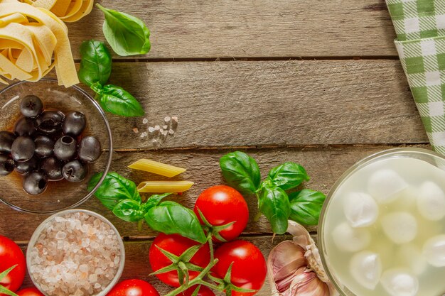 Fondo de alimentos con espacio en blanco