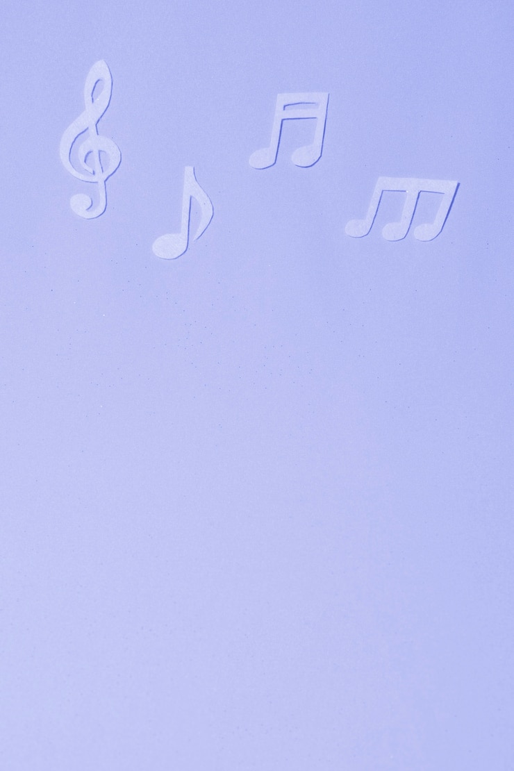 Foto gratuito fondo azul con notas de música