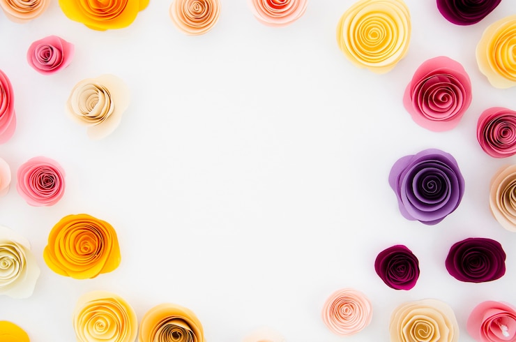Foto gratuito fondo blanco con marco de flores de papel