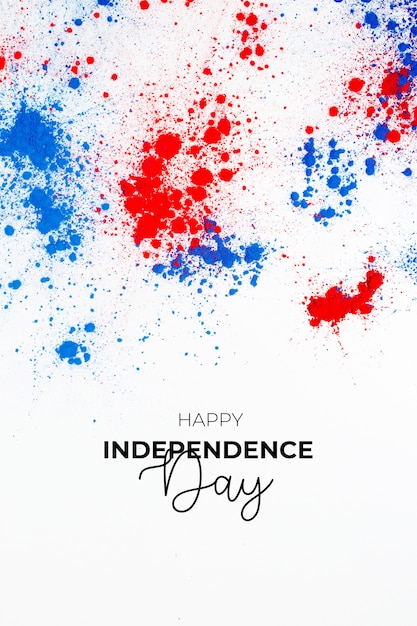 Fondo del día de la independencia con letras y salpicaduras de color holi