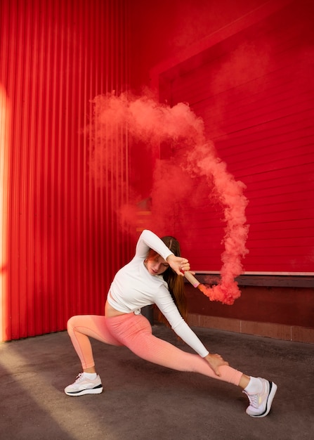 Fondo de humo rosa con bailarina