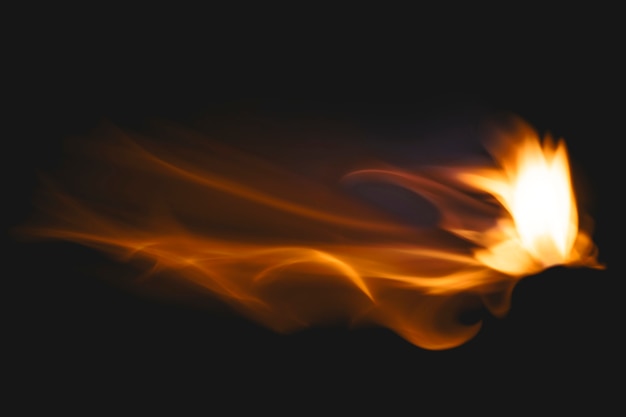 Fondo de llama oscura, imagen realista de fuego