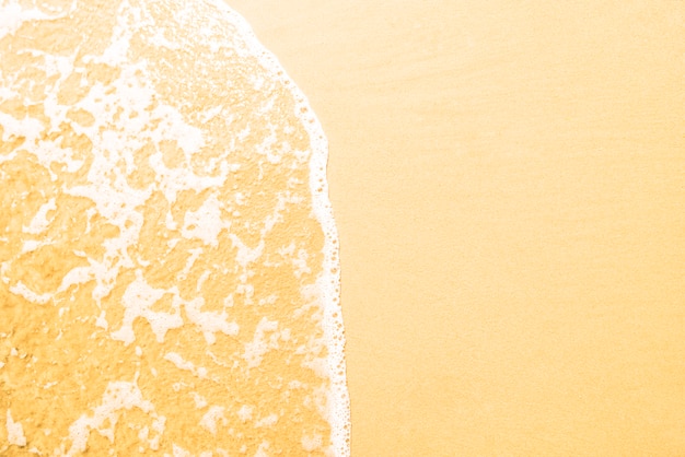 Foto gratuita fondo de playa encantadora con olas y copia espacio