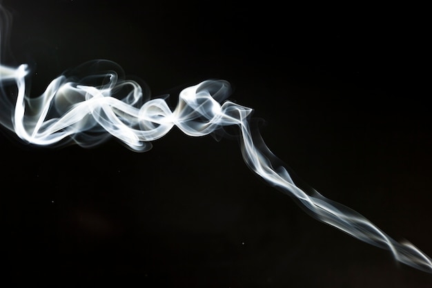 Foto gratuita forma decorativa de humo blanco