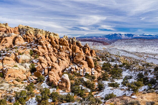 Foto de hermoso paisaje del Parque Nacional Arches en Utah, EE.