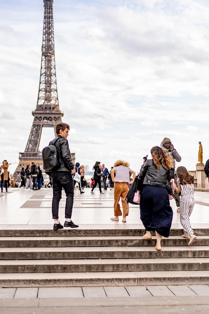 Foto gratuita fotos de la calle, lugares, personas. francia, parís. marzo 2020