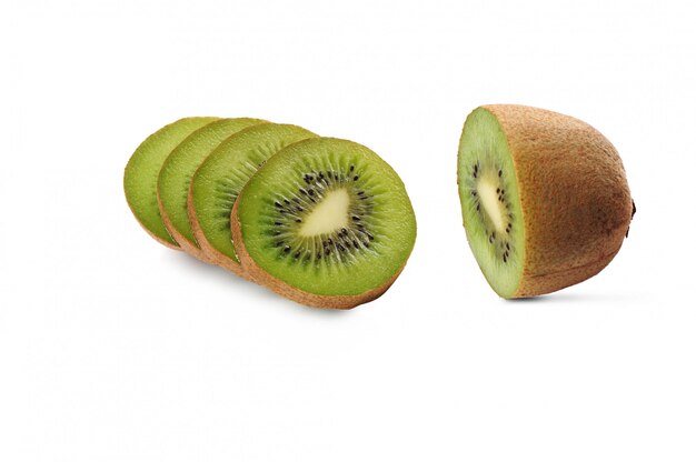 Fruta de kiwi fresca aislada