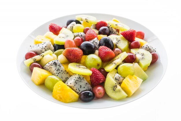 Fruta Mixta En Plato Blanco