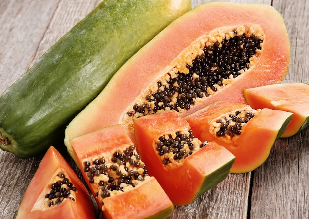 Foto gratuita fruta de papaya fresca