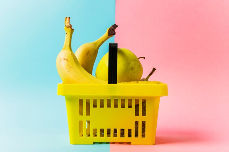 Foto gratuito frutas en canasta