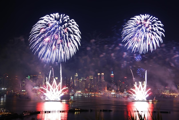 fuegos artificiales de la ciudad de nueva york